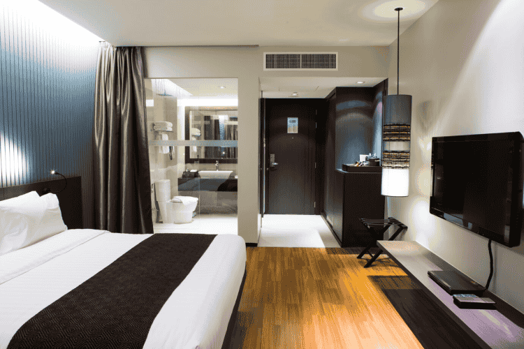 Top Mistakes to Avoid When Booking Hourly Hotels