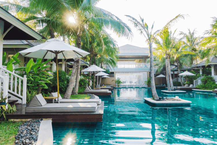 Planning the Perfect Couple's Retreat with Hourly Hotels