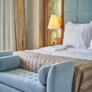 Honesty Grand Hotel
